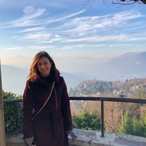 Meet your Posher, Lauren